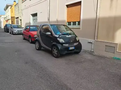 Usata Smart ForTwo Coupé 61 CV (44 kW) 2007 Nero Coupé