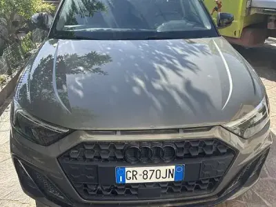 Usata Audi A1 Sportback Ambiente 116 CV (85 kW) 2023 Grigio Utilitaria