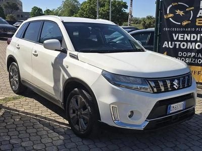 Usata Suzuki Vitara Cool 129 CV (94 kW) 2022 Bianco SUV