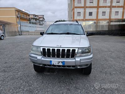 usata Jeep Grand Cherokee 2.7 crd Laredo auto