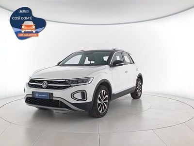 Usata VW T-Roc R-line 150 CV (110 kW) 2025 Pure white nero SUV