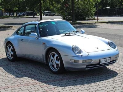 Usata Porsche 911 Carrera 272 CV (200 kW) 1995 Argento Coupé