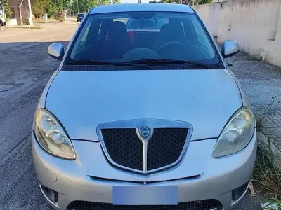 Usata Lancia Ypsilon