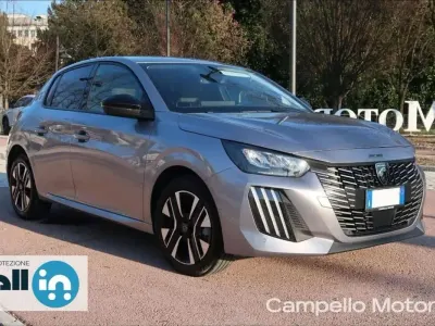 Usata Peugeot 208 Allure 101 CV (74 kW) 2025 Argento Utilitaria