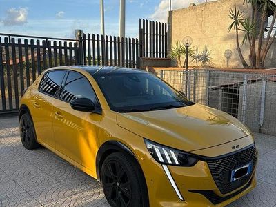 Usata Peugeot 208 GT 102 CV (75 kW) 2022 Giallo Utilitaria