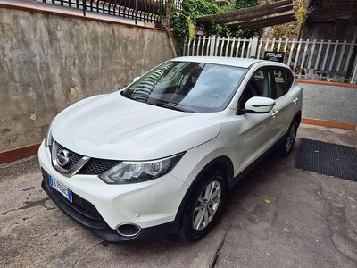Bianco Usata 2015 Nissan Qashqai Acenta SUV | 11.900 € (Buon prezzo)