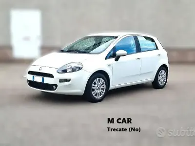 Usata Fiat Punto Lounge 69 CV (50 kW) 2014 Bianco Utilitaria