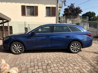 Usata Seat Leon XCELLENCE 150 CV (110 kW) 2020 Blu/azzurro Station wagon