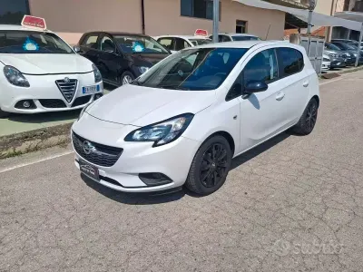 Usata Opel Corsa 75 CV (55 kW) 2017 Bianco Utilitaria