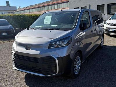 Nuova Toyota Proace Verso 61 kW (84 CV) 2025 Grigio Station wagon