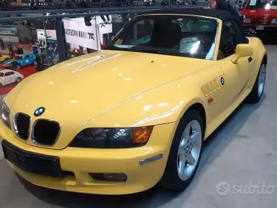 Usata BMW 318 Cabriolet 119 CV (87 kW) 2001 Giallo Cabrio