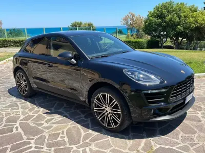 Usata Porsche Macan 252 CV (185 kW) 2018 Nero SUV