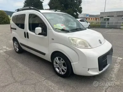 Usata Fiat Qubo Trekking 75 CV (55 kW) 2014 Bianco Monovolume