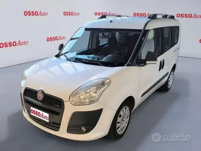 Usata Fiat Doblò 105 CV (77 kW) 2011 Bianco Monovolume