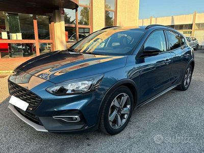 Usata Ford Focus Active 120 CV (88 kW) 2019 Blu Berlina