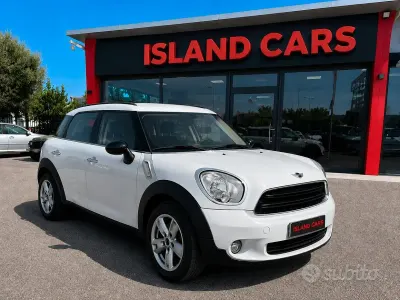 Usata Mini Countryman 111 CV (81 kW) 2015 Bianco SUV