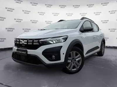 Begagnad Dacia Sandero Expression 101 HK (74 kW) 2023 Vit Halvkombi