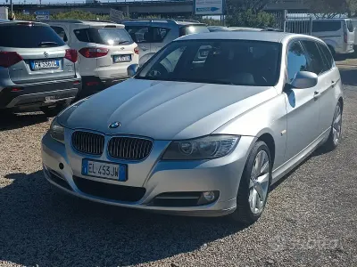 Usata BMW 320 184 CV (135 kW) 2011 Grigio Berlina