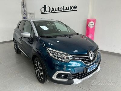 Usata Renault Captur Intens 90 CV (66 kW) 2017 Blu SUV
