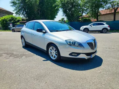 Usata Lancia Delta 120 CV (88 kW) 2011 Other Utilitaria