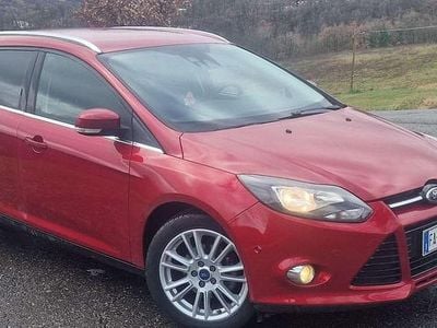 Usata Ford Focus Titanium 116 CV (85 kW) 2011 Rosso Station wagon