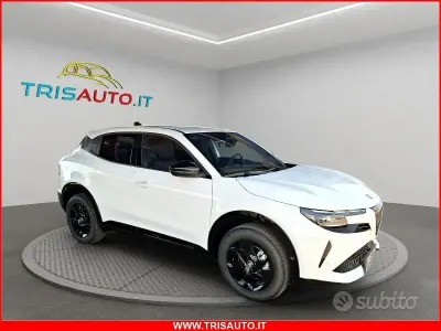 Nuova Alfa Romeo GT Junior Sprint 136 CV (100 kW) 2026 Bianco SUV