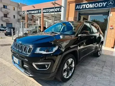 Usata Jeep Compass Limited 140 CV (102 kW) 2019 Nero profondo met. SUV