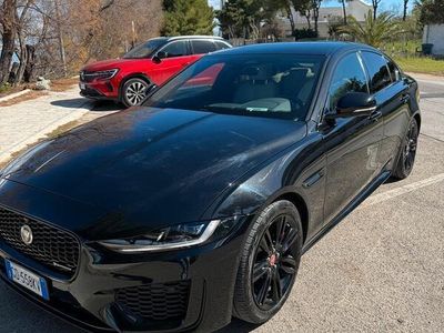 usata Jaguar XE 204 D R Dinamic Black Edition