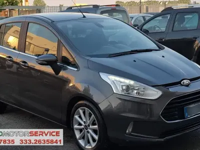 Usata Ford B-MAX Titanium 75 CV (55 kW) 2016 Grigio Monovolume
