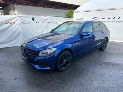 Usata Mercedes C180 Premium 116 CV (85 kW) 2015 Blu Station wagon