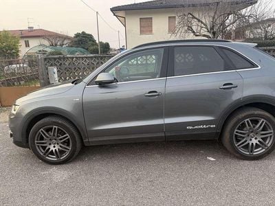Begagnad Audi Q3 Business 177 HK (130 kW) 2013 SUV