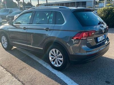 Usata VW Tiguan Style 116 CV (85 kW) 2017 Grigio SUV