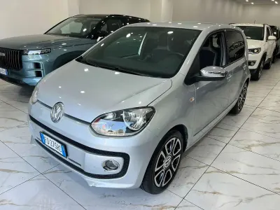 Usata VW up! Move 75 CV (55 kW) 2016 Grigio Utilitaria