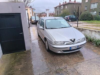 Usata Alfa Romeo 145 1999 Grigio Utilitaria