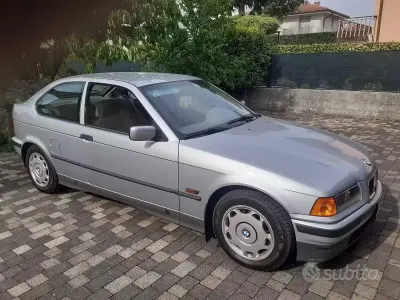 Usata BMW 318 140 CV (102 kW) 1996 Grigio Coupé