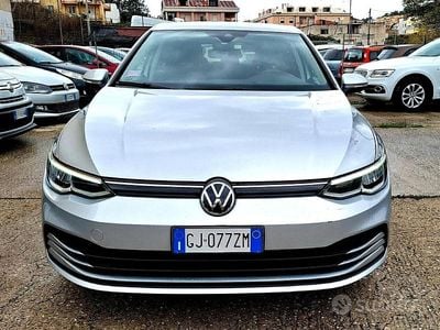 Usata VW Golf VII Style 150 CV (110 kW) 2021 Grigio Utilitaria