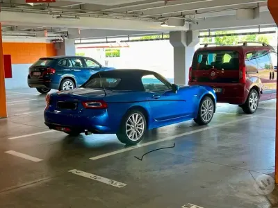 Usata Fiat 124 Spider Lusso 140 CV (102 kW) 2017 Bluazzurro Cabrio