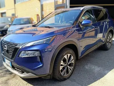 Begagnad Nissan X-Trail N-Connecta 158 HK (116 kW) 2024 Blå SUV