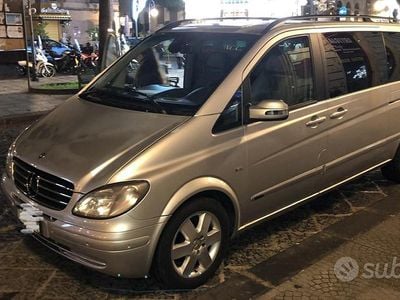 Usata Mercedes Viano 2008 Grigio Monovolume