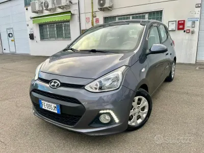 Usata Hyundai i10 69 CV (50 kW) 2016 Grigio Utilitaria