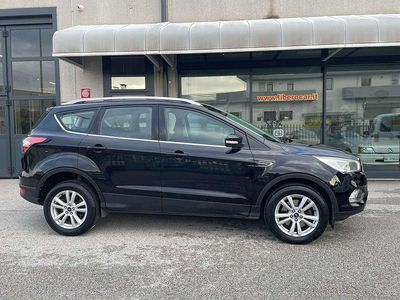 Nero Usata 2017 Ford Kuga SUV | 13.000 € (Buon prezzo)