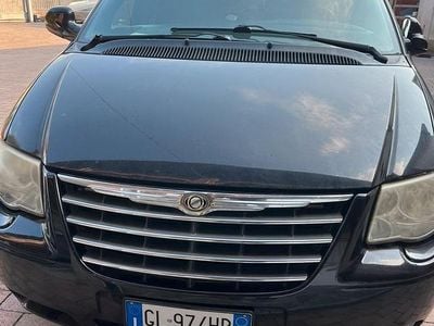 Usata Chrysler Grand Voyager 150 CV (110 kW) 2022 Nero Monovolume