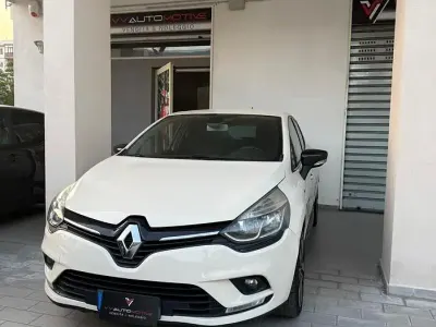 Usata Renault Clio IV 90 CV (66 kW) 2016 Beige Berlina