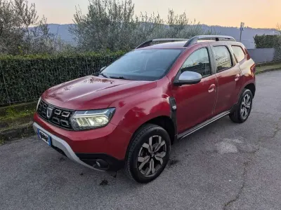 Usata Dacia Duster Prestige 101 CV (74 kW) 2022 Rosso SUV