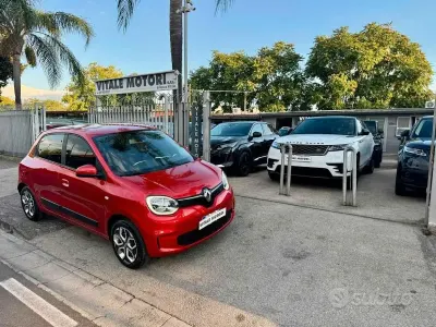 Usata Renault Twingo Intens 65 CV (47 kW) 2020 Rosso Utilitaria