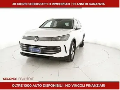 Usata VW Tiguan Elegance 193 CV (141 kW) 2024 Bianco SUV