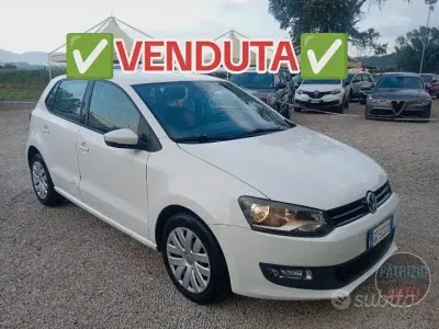 Usata VW Polo Comfortline 75 CV (55 kW) 2013 Bianco Utilitaria