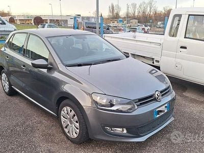 Usata VW Polo 85 CV (62 kW) 2011 Grigio Utilitaria