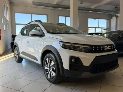 Nuova Dacia Sandero Expression 122 CV (89 kW) 2026 Bianco Utilitaria