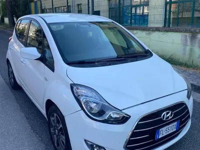 Usata Hyundai ix20 90 CV (66 kW) 2017 Bianco Utilitaria